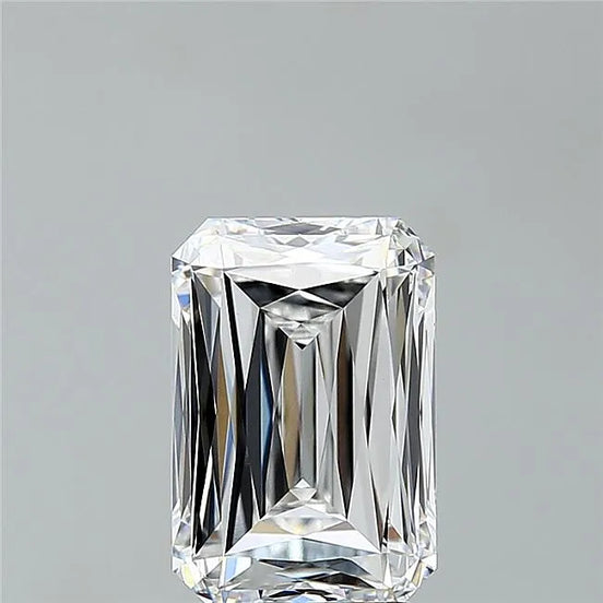 3.73ct Radiant Lab Grown Diamond (Colour D, Clarity VVS2, IGI Certified)