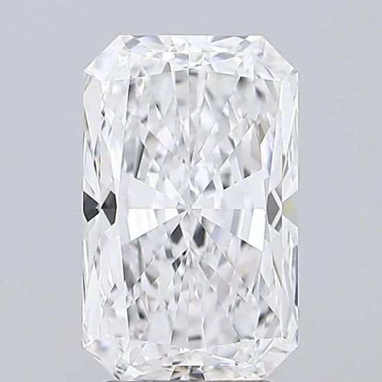 4.02ct Radiant Lab Grown Diamond (Colour D, Clarity VVS2, IGI Certified)