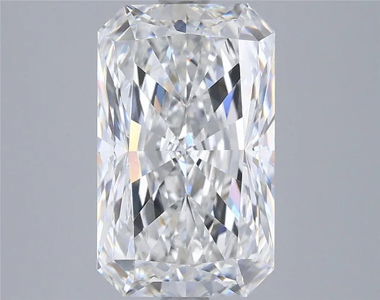 4.02ct Radiant Lab Grown Diamond (Colour E, Clarity VVS2, IGI Certified)