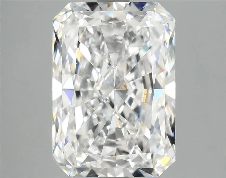 4.03ct Radiant Lab Grown Diamond (Colour D, Clarity VS1, IGI Certified)