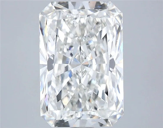 4.08ct Radiant Lab Grown Diamond (Colour F, Clarity VVS2, IGI Certified)