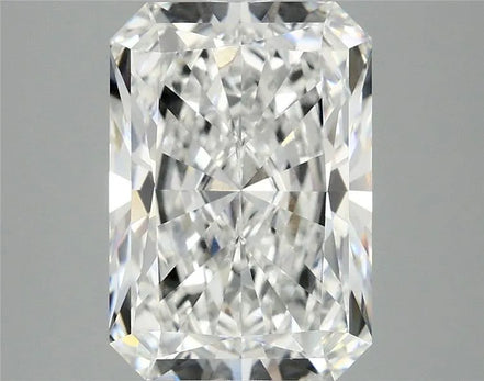 4.10ct Radiant Lab Grown Diamond (Colour E, Clarity VVS2, IGI Certified)