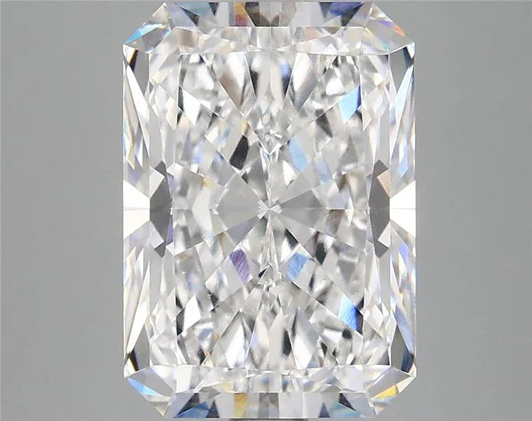 4.10ct Radiant Lab Grown Diamond (Colour E, Clarity VVS2, IGI Certified)